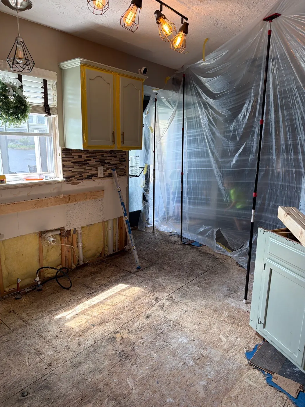 Flooded basement cleanup in Glen Oaks Commons, Hamilton County